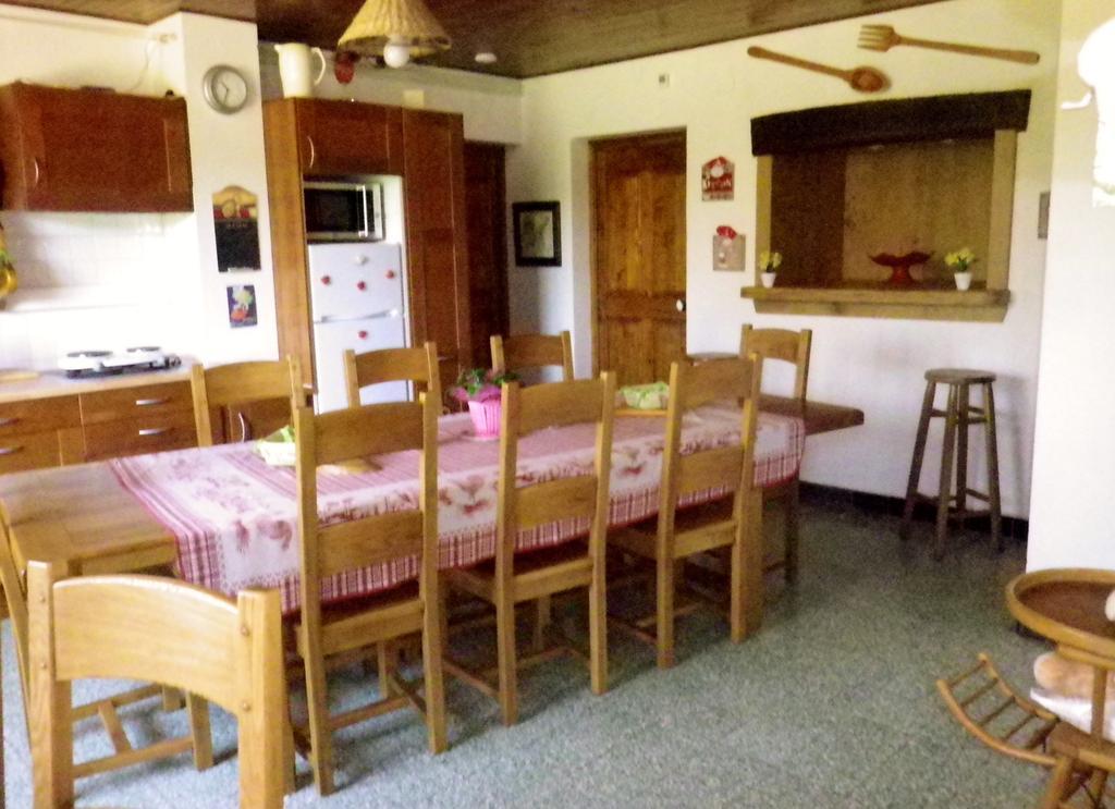 Chambre D'Hotes La Haie Fleurie Chevillard Buitenkant foto