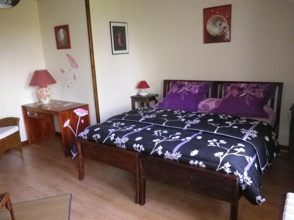 Chambre D'Hotes La Haie Fleurie Chevillard Kamer foto
